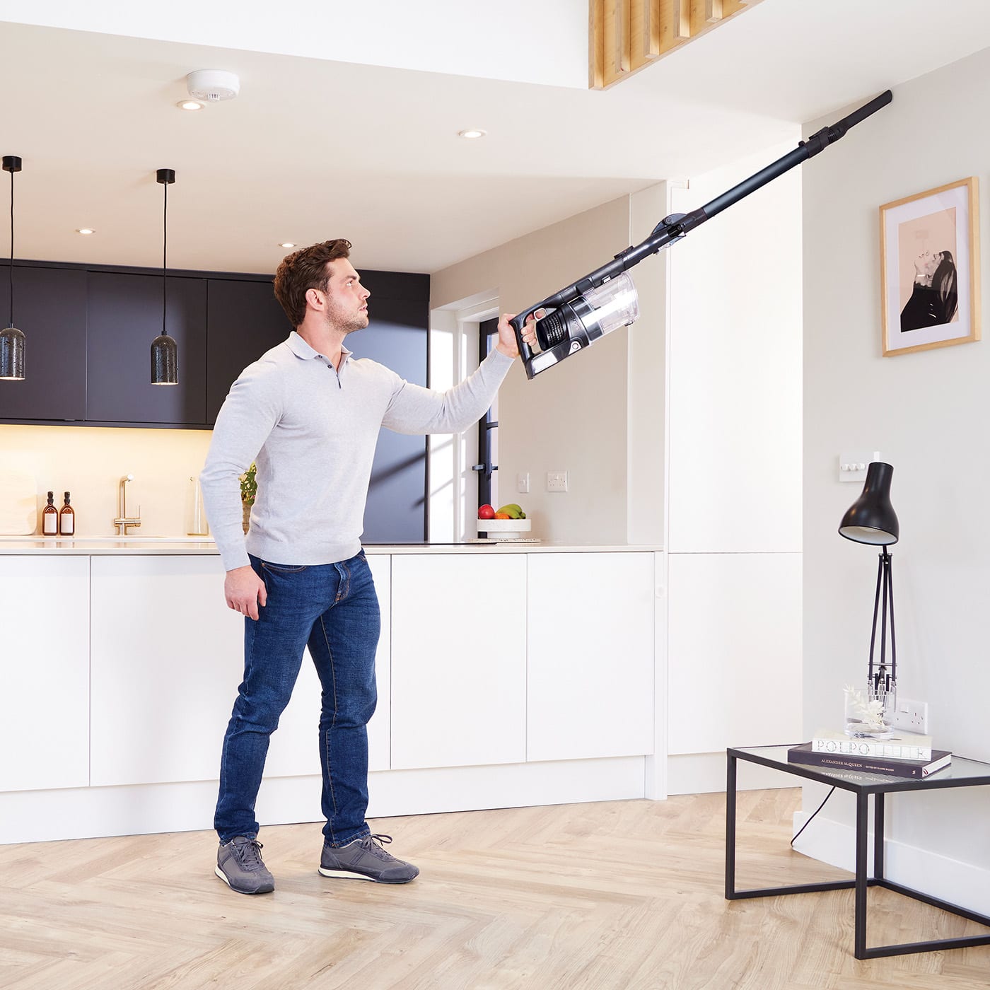 Black Friday Cordless Vacuum with Spare Battery & Dock Shark UK